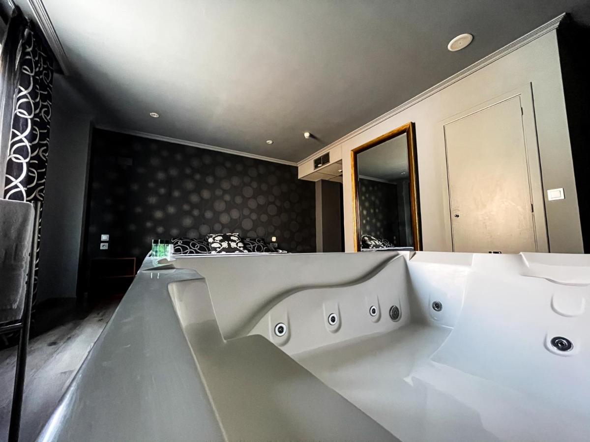 La Siesta Motel Villamarciel Ngoại thất bức ảnh