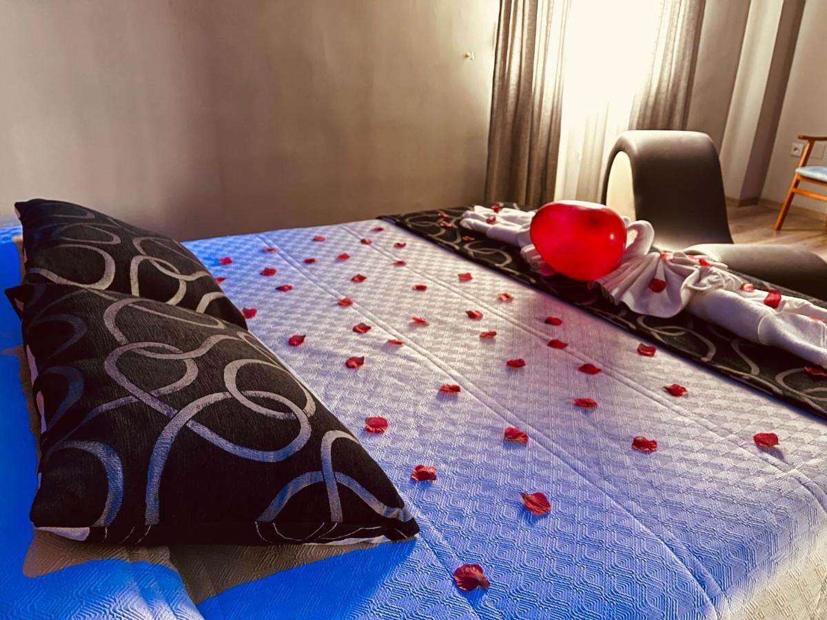 La Siesta Motel Villamarciel Ngoại thất bức ảnh