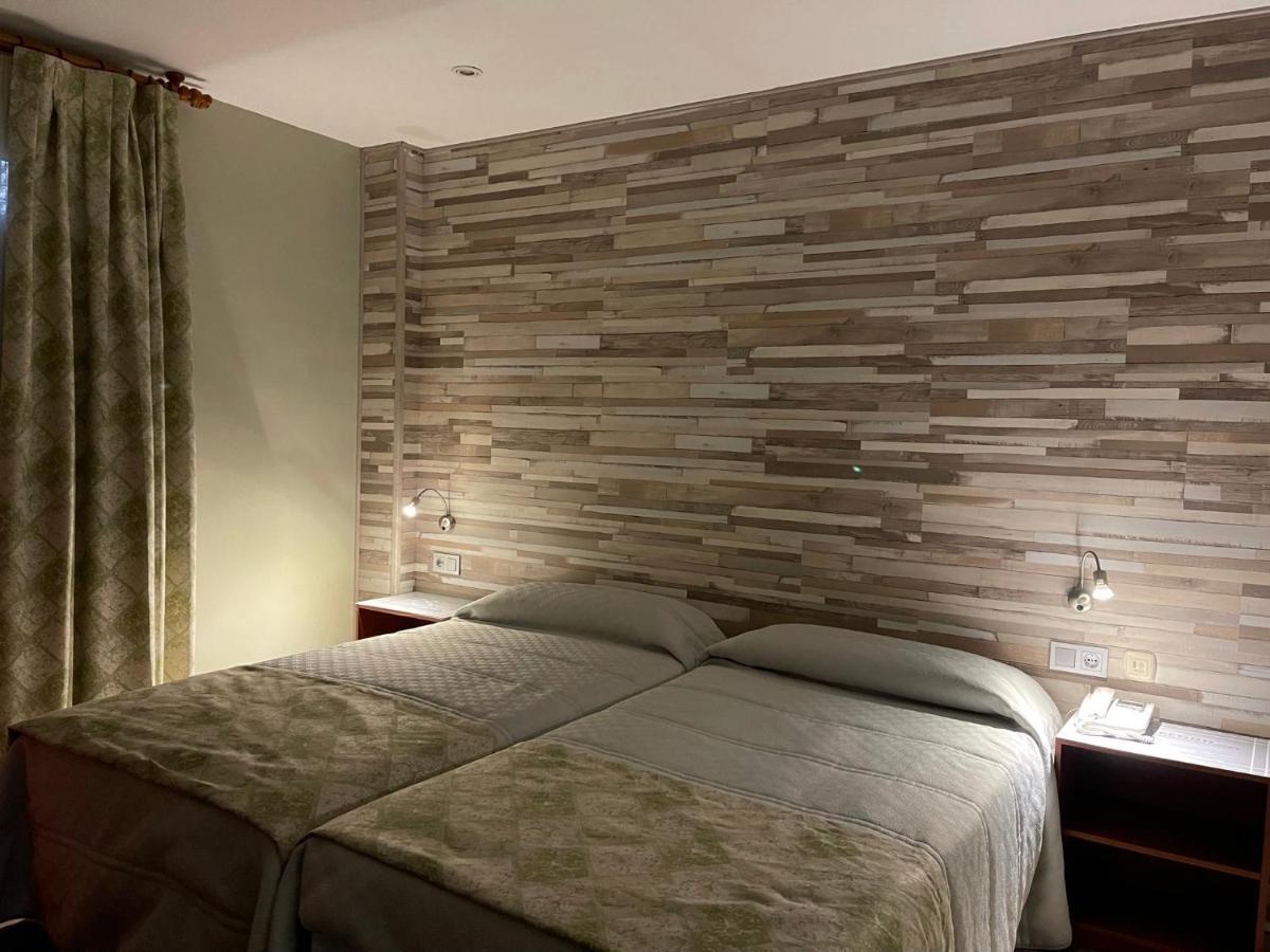 La Siesta Motel Villamarciel Ngoại thất bức ảnh