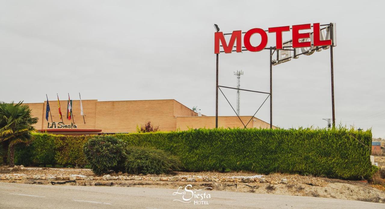 La Siesta Motel Villamarciel Ngoại thất bức ảnh
